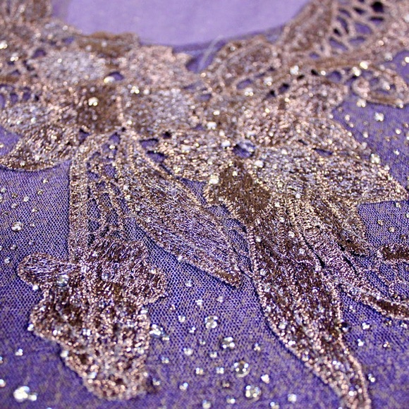 Blue Sleeveless Top - Picture 2 of 3